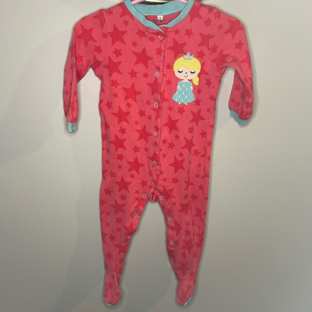 6 for $10 Adorable Red Star Patterned Kids Footie Pekkle 12 Months